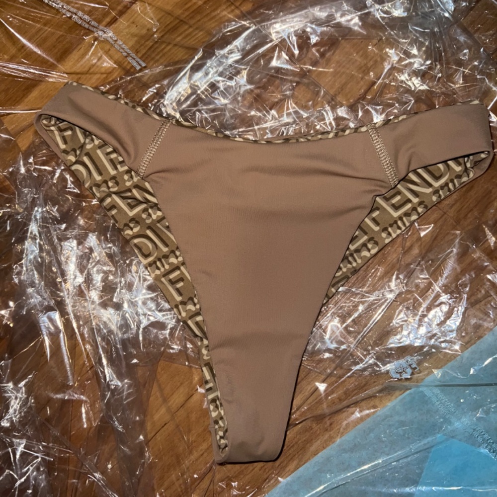 SKIMS x FENDI SWIM SET - SIZE:SMALL - Picture 2 of 6